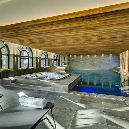 Luxe 5*,spa & Fitness, La Cordee 821 דירה שאמוני